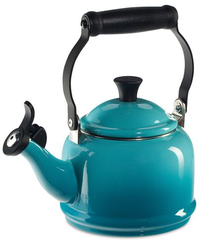 Le creuset outlet sale kettle