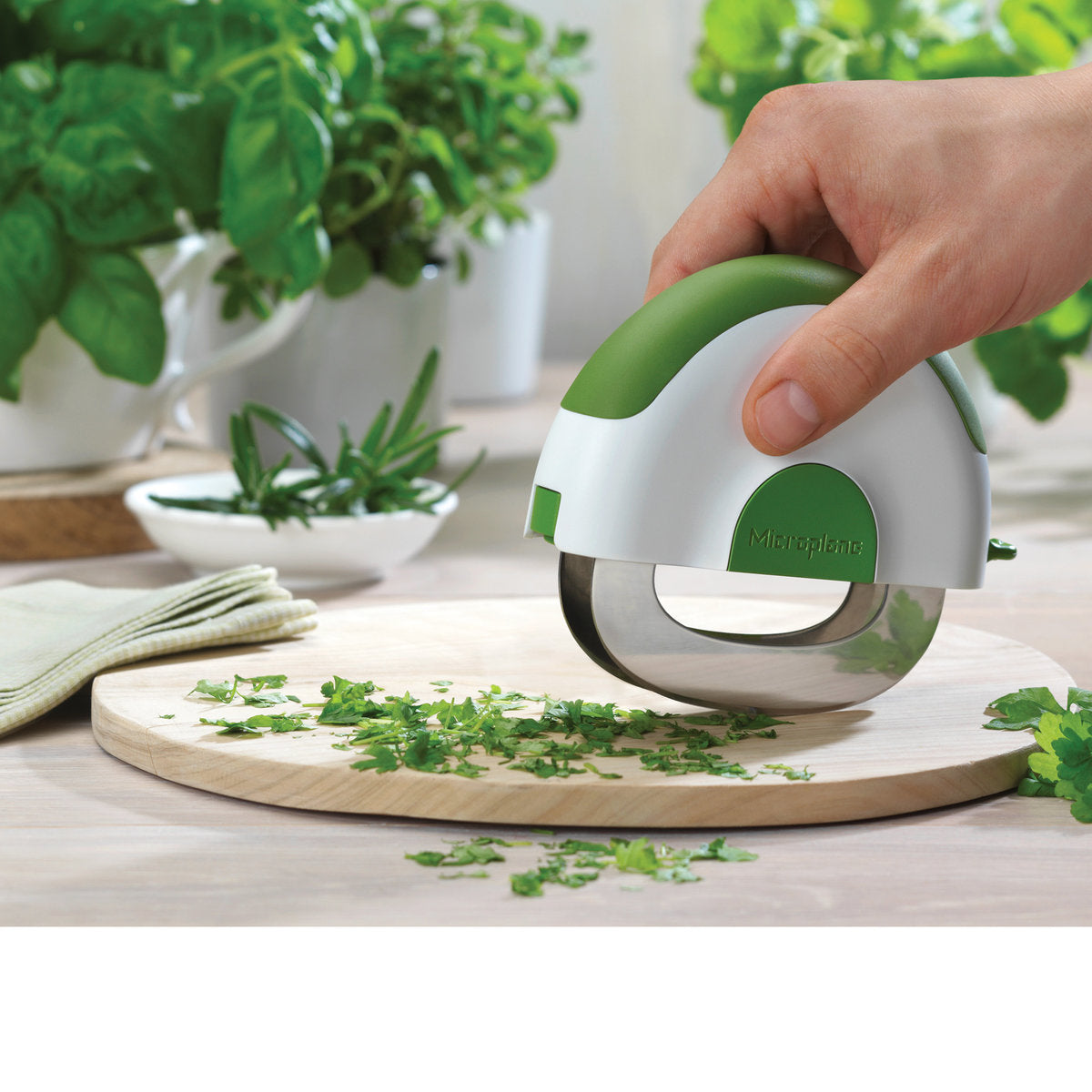Herb and Salad Chopper – The Garlic Press, Inc.